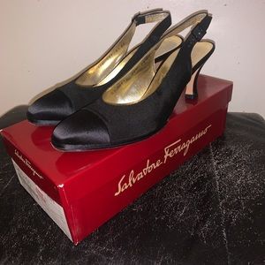 Salvatore Ferragamo Women’s Heels,Black, 8.5